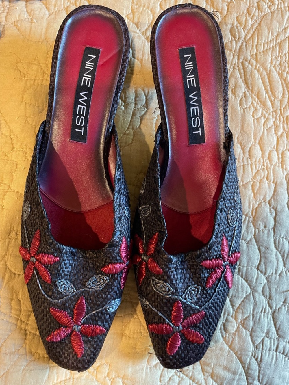 Nine West Women's Black Slip-On Mules with Red Floral Embroidery